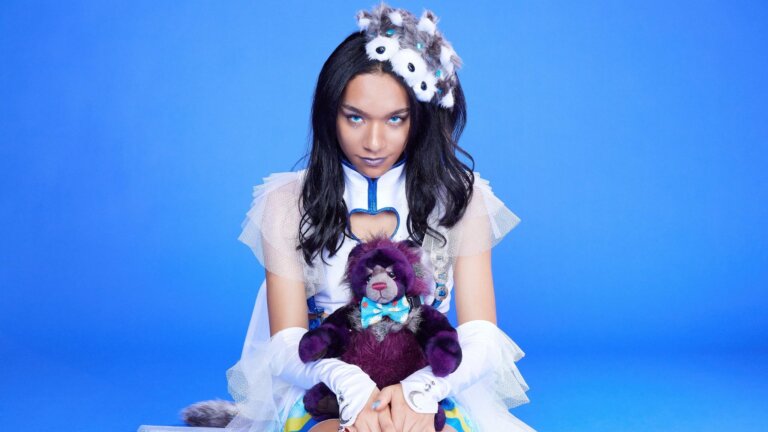 謎多すぎ！女王蜂アヴちゃんの年齢・本名・国籍を徹底調査してみた