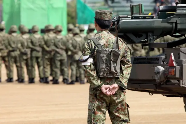 韓国アイドルの兵役で話題！「徴兵制」とはどんな制度？強制力は？
